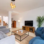 Villa Veintidos,