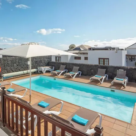 Veintidos, * Playa Blanca