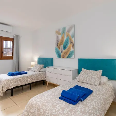 Veintidos, * Playa Blanca