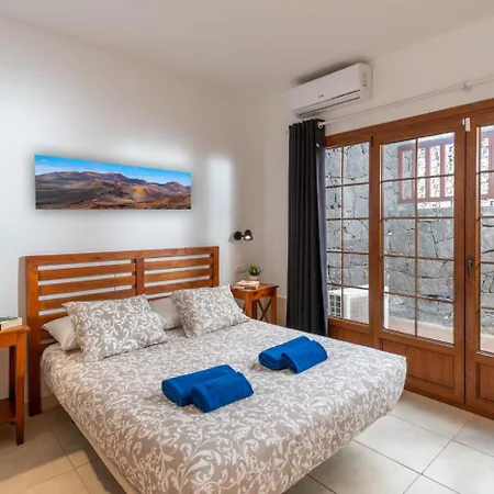 Veintidos, Villa *