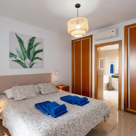 ヴィラ Veintidos, *