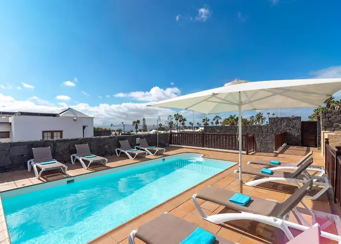 Veintidos, Playa Blanca (Lanzarote)