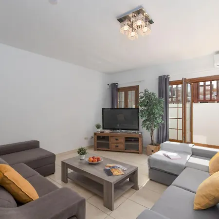 Villa Veintidos, Playa Blanca (Lanzarote)