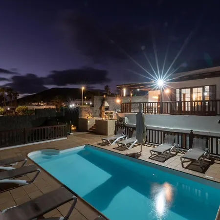 Veintidos, Villa Playa Blanca (Lanzarote)